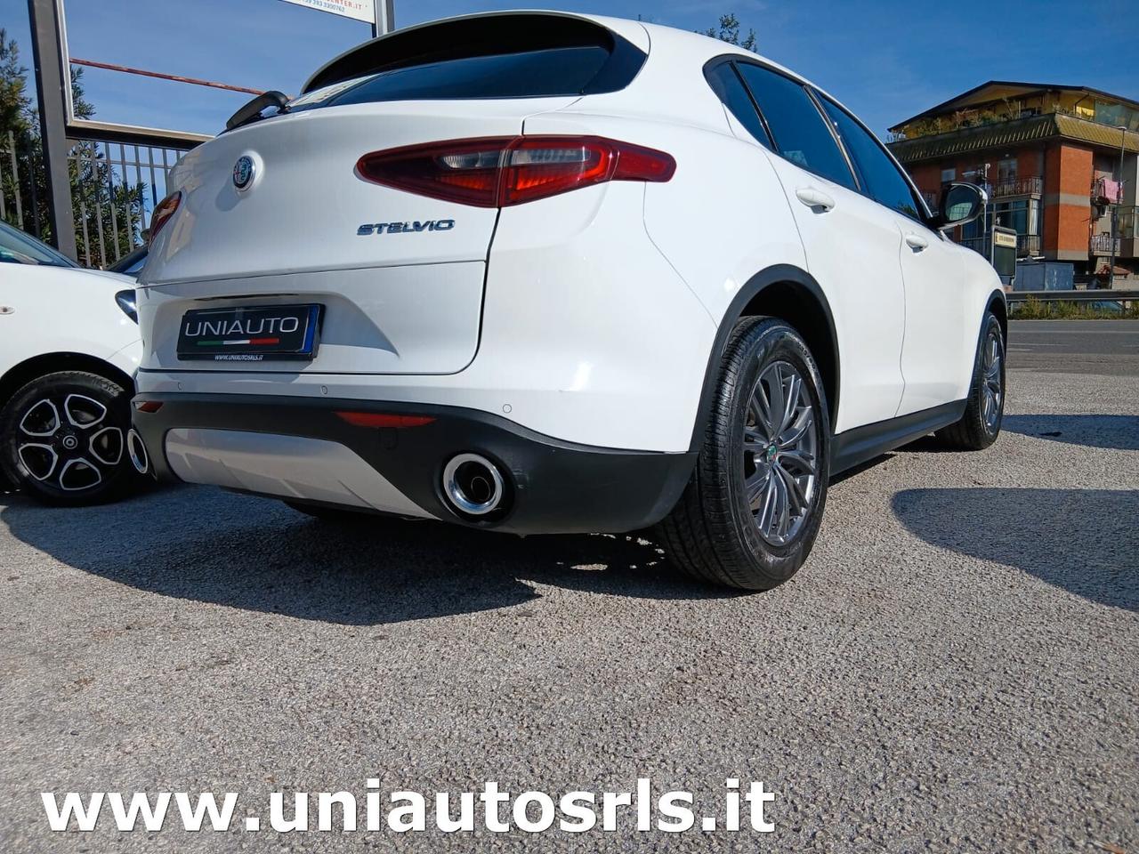 Alfa Romeo Stelvio 2.2 Turbodiesel 150 CV AT8 RWD Super
