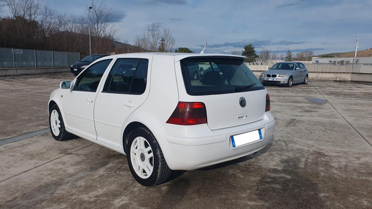 Volkswagen Golf 1.6 16V cat 5 porte Comfortline GPL