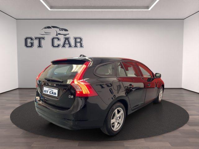 VOLVO V60 D2 1.6 Powershift Kinetic