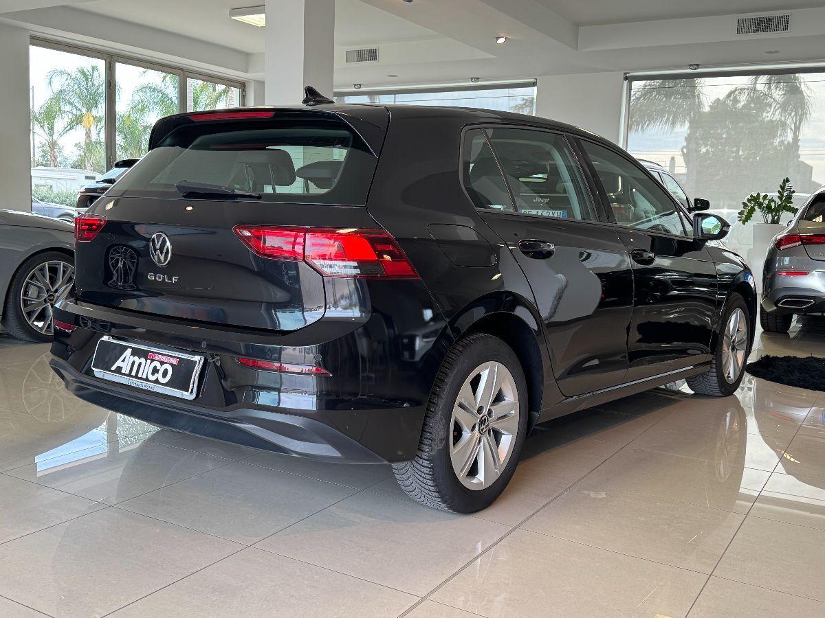 VOLKSWAGEN Golf 8 2.0 TDI 115 CV DSG Style
