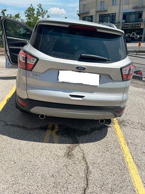 Ford Kuga 2.0 TDCI 150 CV S&S 2WD Titanium