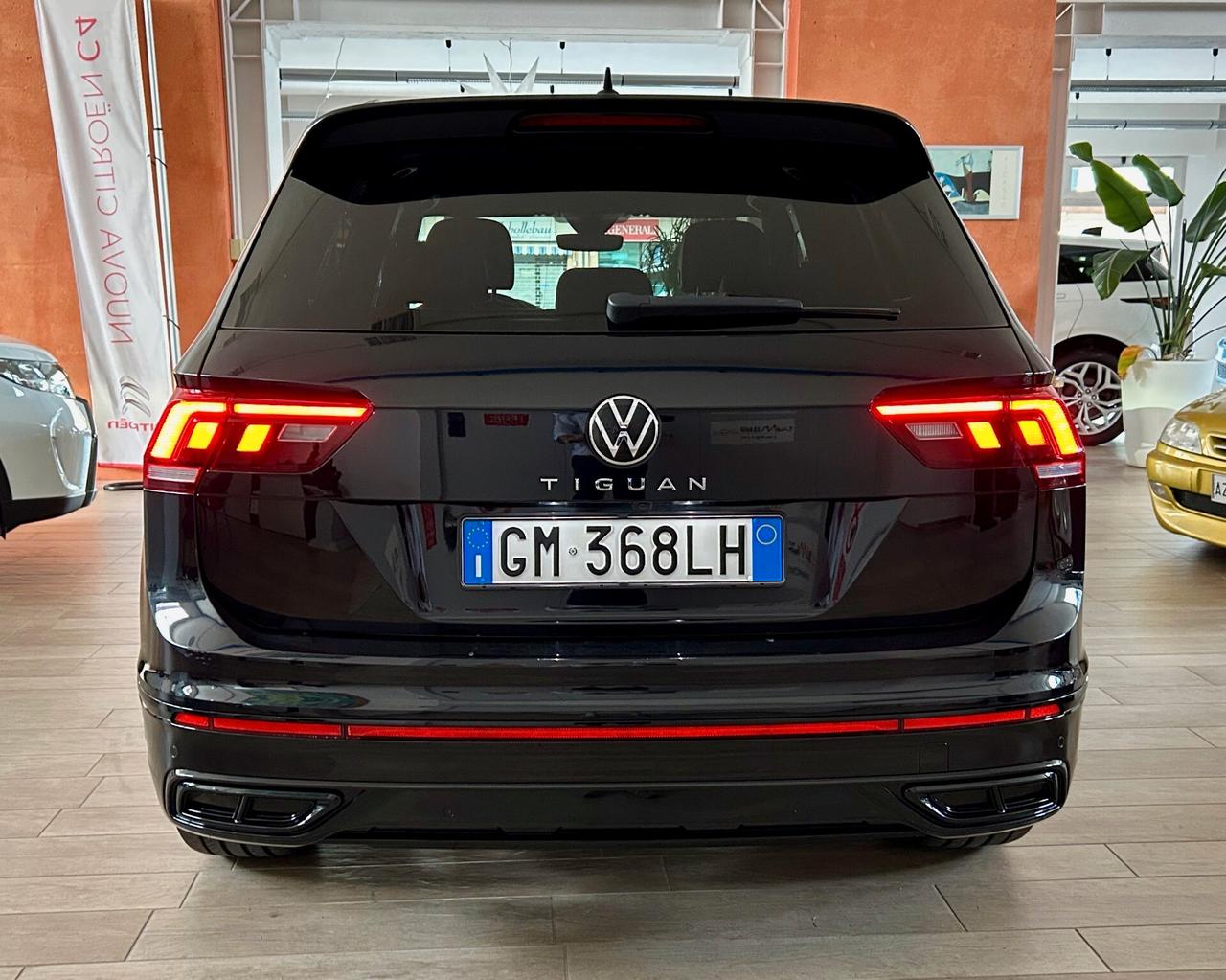 Volkswagen Tiguan 2.0 TDI 150 CV SCR DSG R-Line