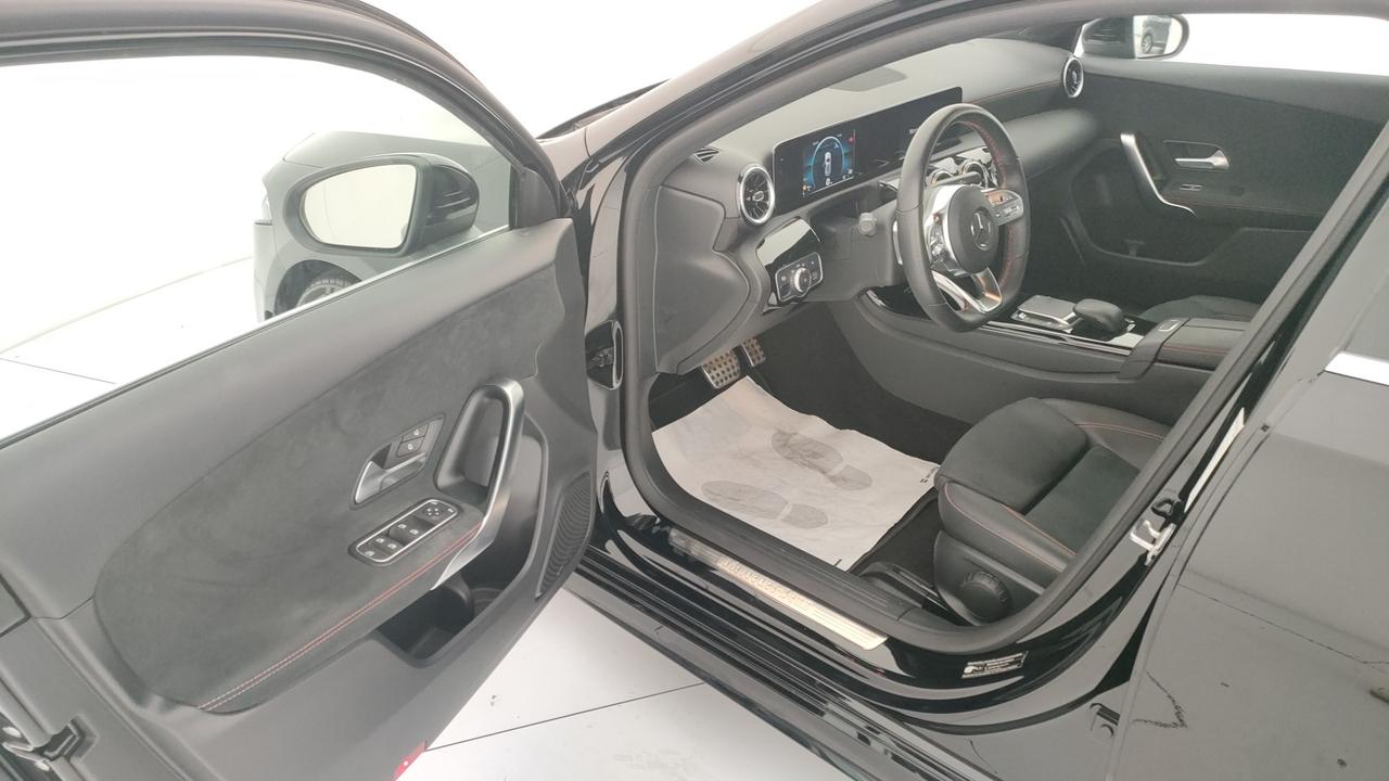 Mercedes-Benz Classe A - W177 2018 - A 180 d Premium auto