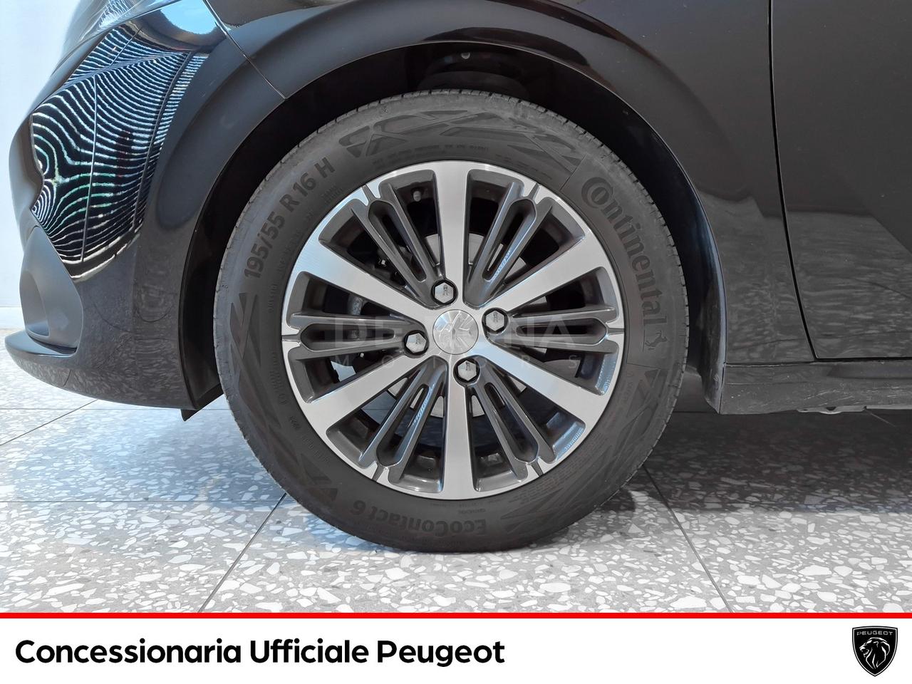 Peugeot 208 5p 1.2 puretech allure 82cv