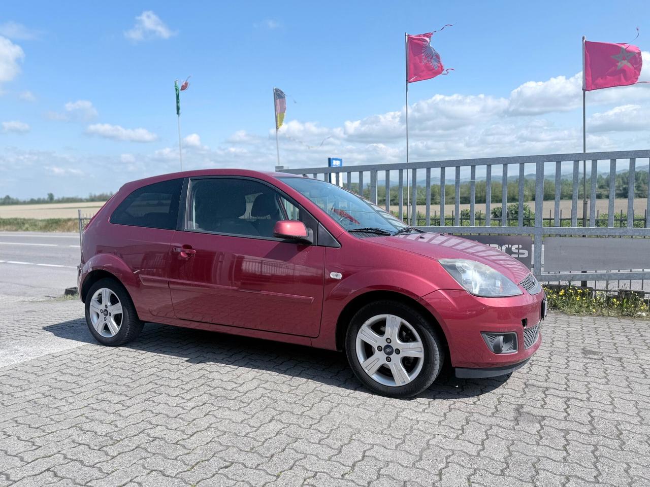 Ford Fiesta 1.2 BENZINA NEOP.