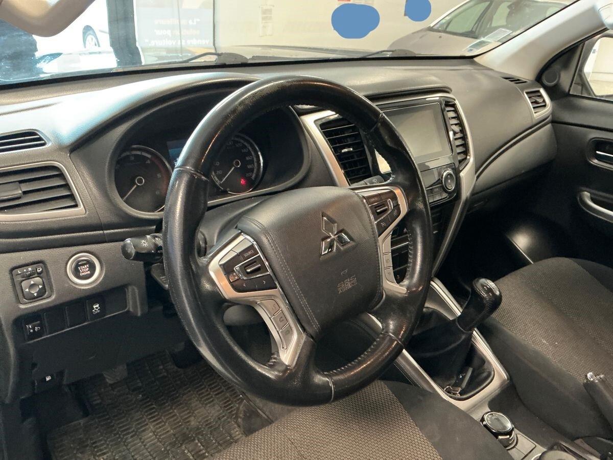 Mitsubishi L200 2.4 DI-D/154CV Club Cab Invite