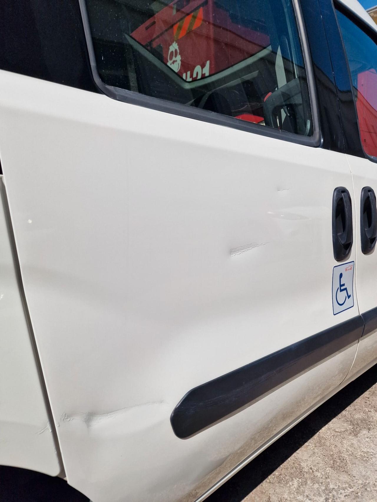 Fiat Doblo 1.6 MJT trasporto disabili - 2011