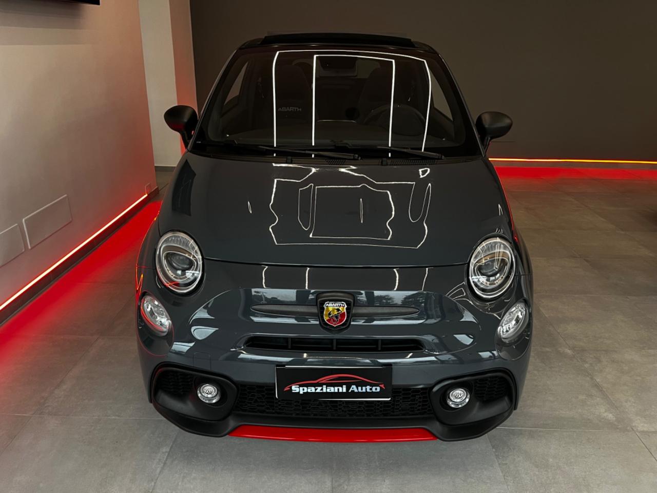 Abarth 595 C 1.4 Turbo T-Jet 180 CV Competizione