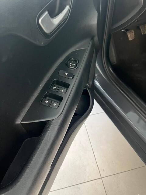 Kia Stonic 1.2 DPI Style