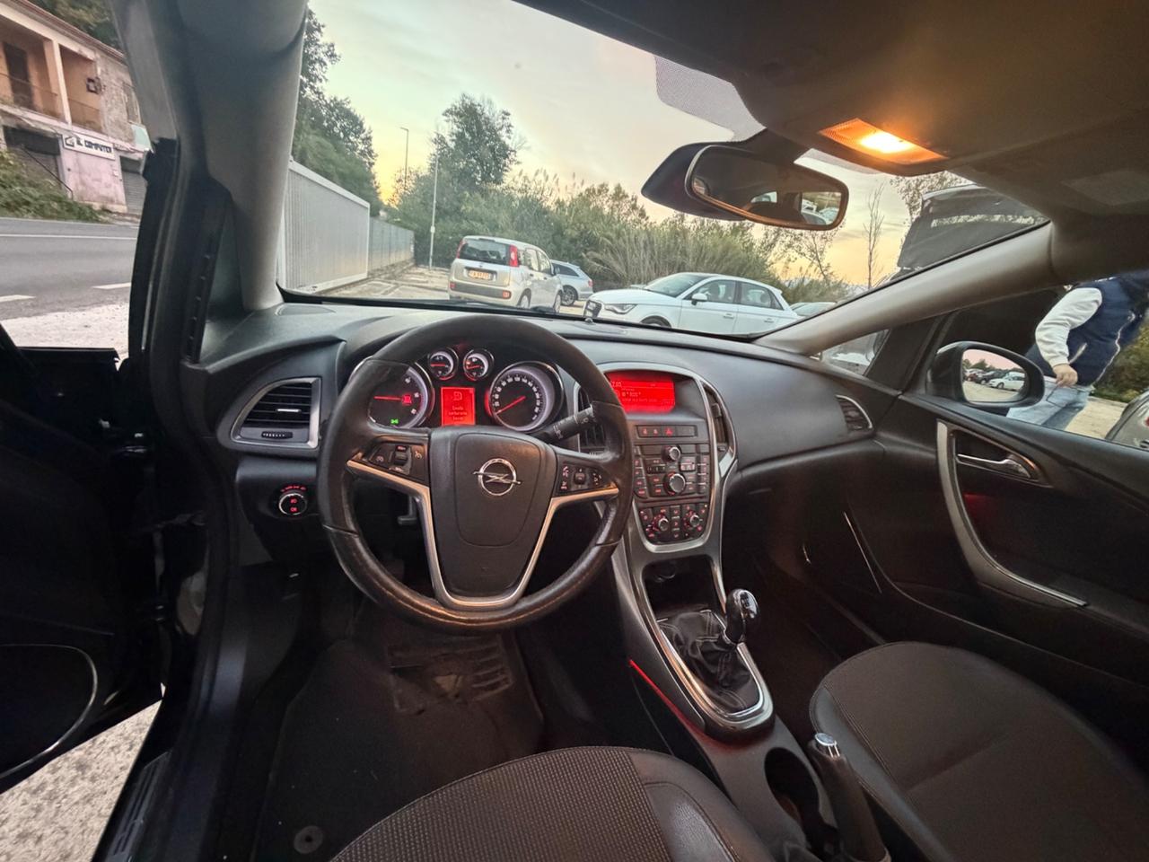 Opel Astra 1.7 CDTI 110CV 4 porte Cosmo Fleet