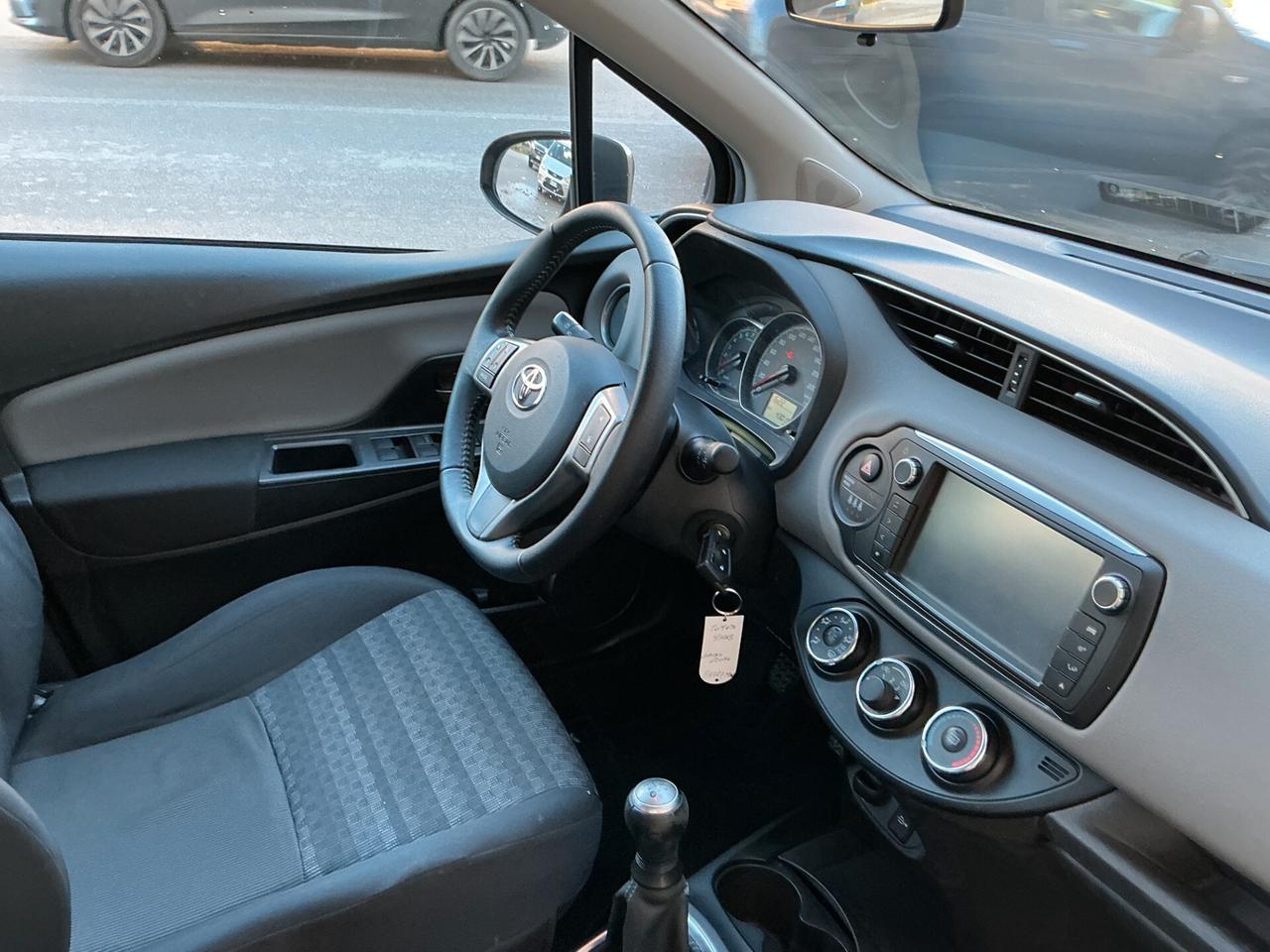 Toyota Yaris 1.0 5 porte Active