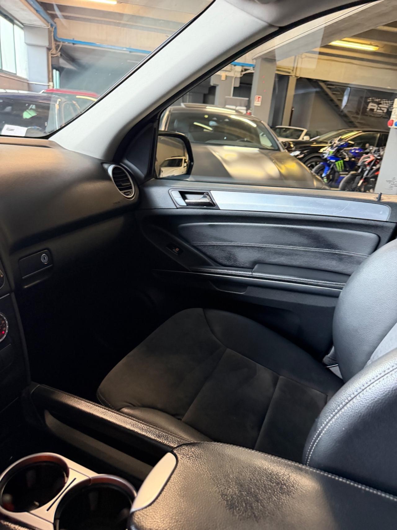 Mercedes-benz ML320 CDI AVANTGARDE FULLOPT KMCERT