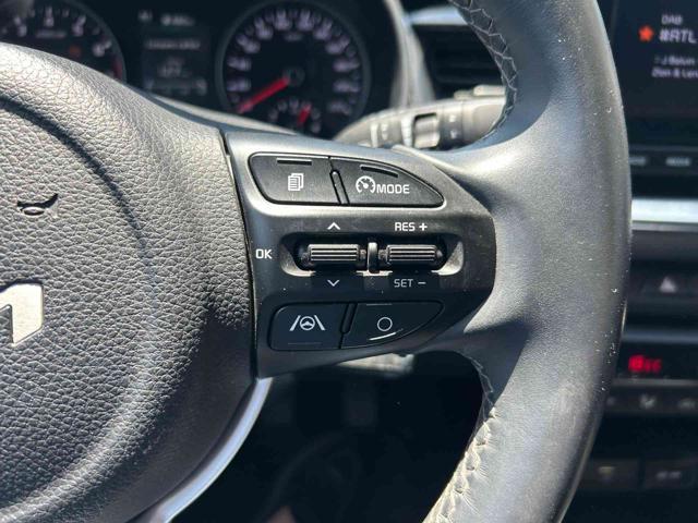 KIA Stonic 1.0 T-GDI MILD HYBRID 100 STYLE