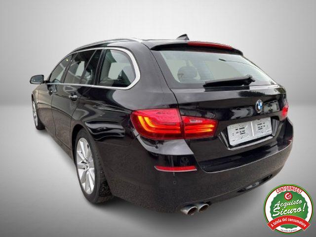 BMW 520 d Touring Luxury Tetto Navi Pelle Xeno