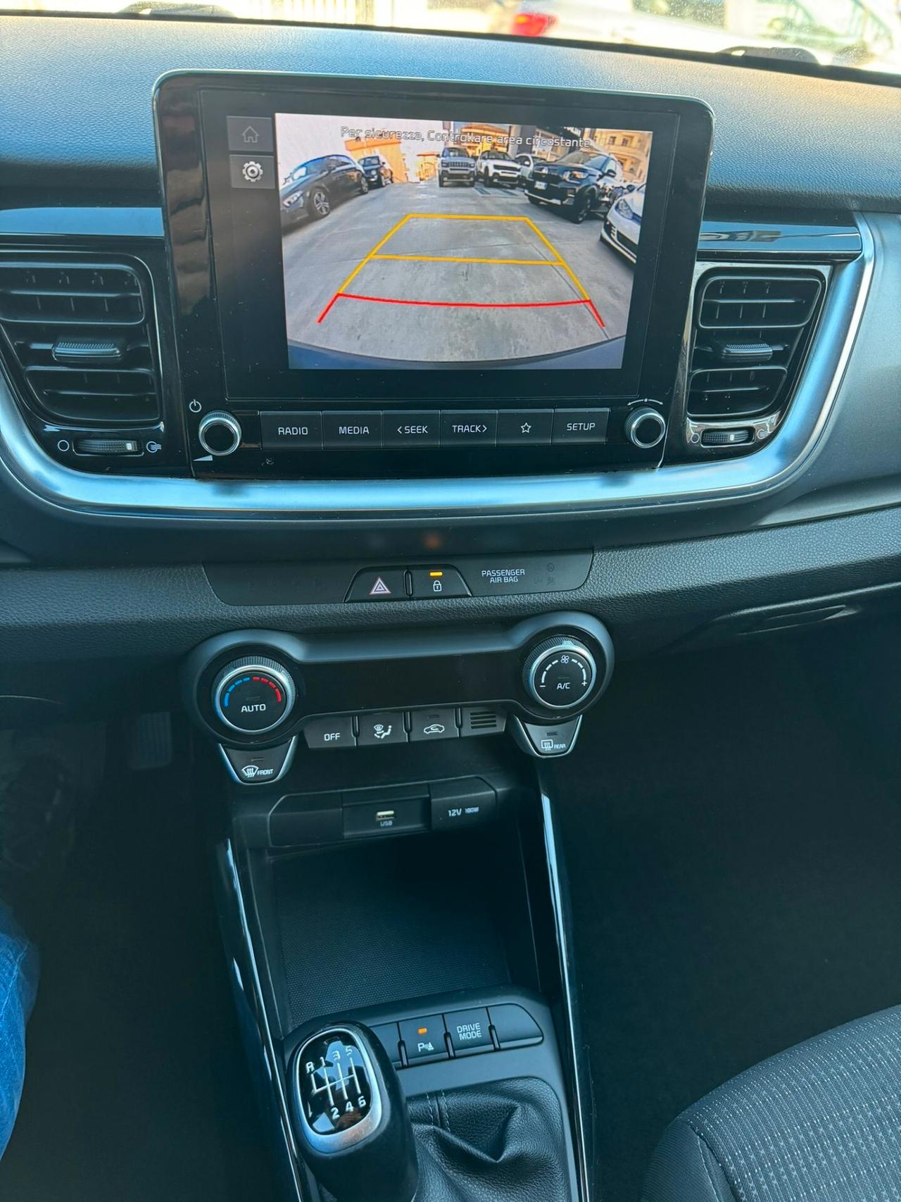 Kia Stonic 1.0 T-GDi 100 CV MHEV iMT Style