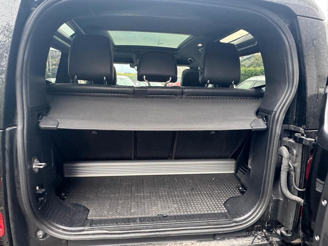 Land Rover Defender 90 3.0D I6 200 CV AWD Auto X-Dynamic HSE