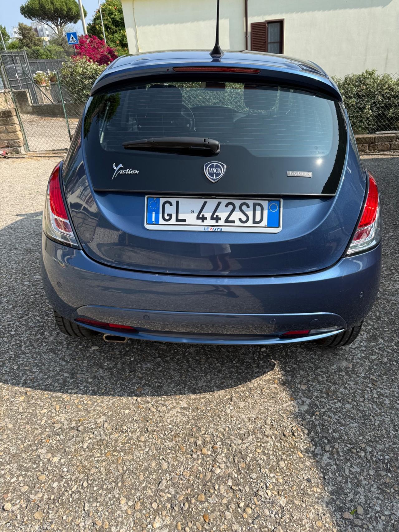 Lancia Ypsilon 1.0 FireFly 5 porte S&S Hybrid Gold