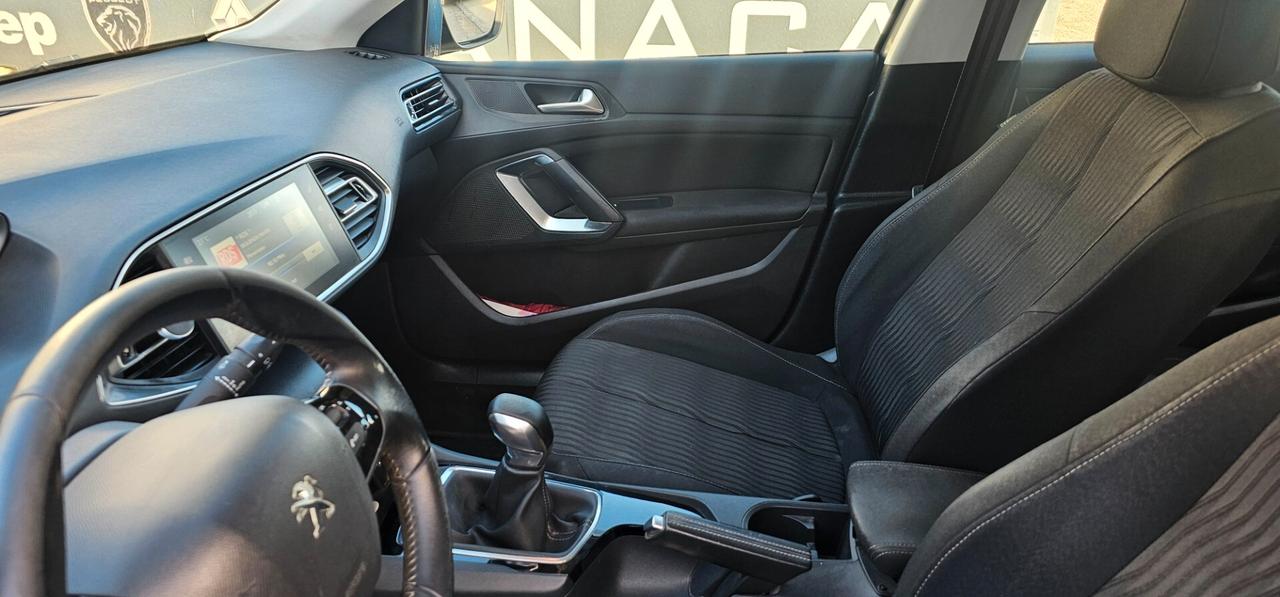 Peugeot 308 1.6 HDi 92 CV Business