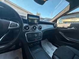Mercedes-benz GLA 200 d Premium