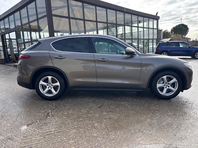 Alfa Romeo Stelvio 2.2 Turbodiesel 180 CV AT8 Q4 Executive