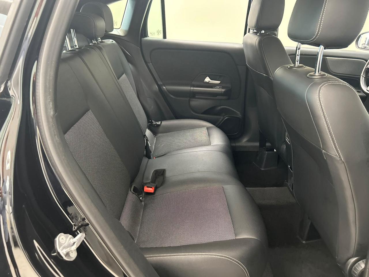MERCEDES BENZ GLA 200 2022 Sport Plus auto