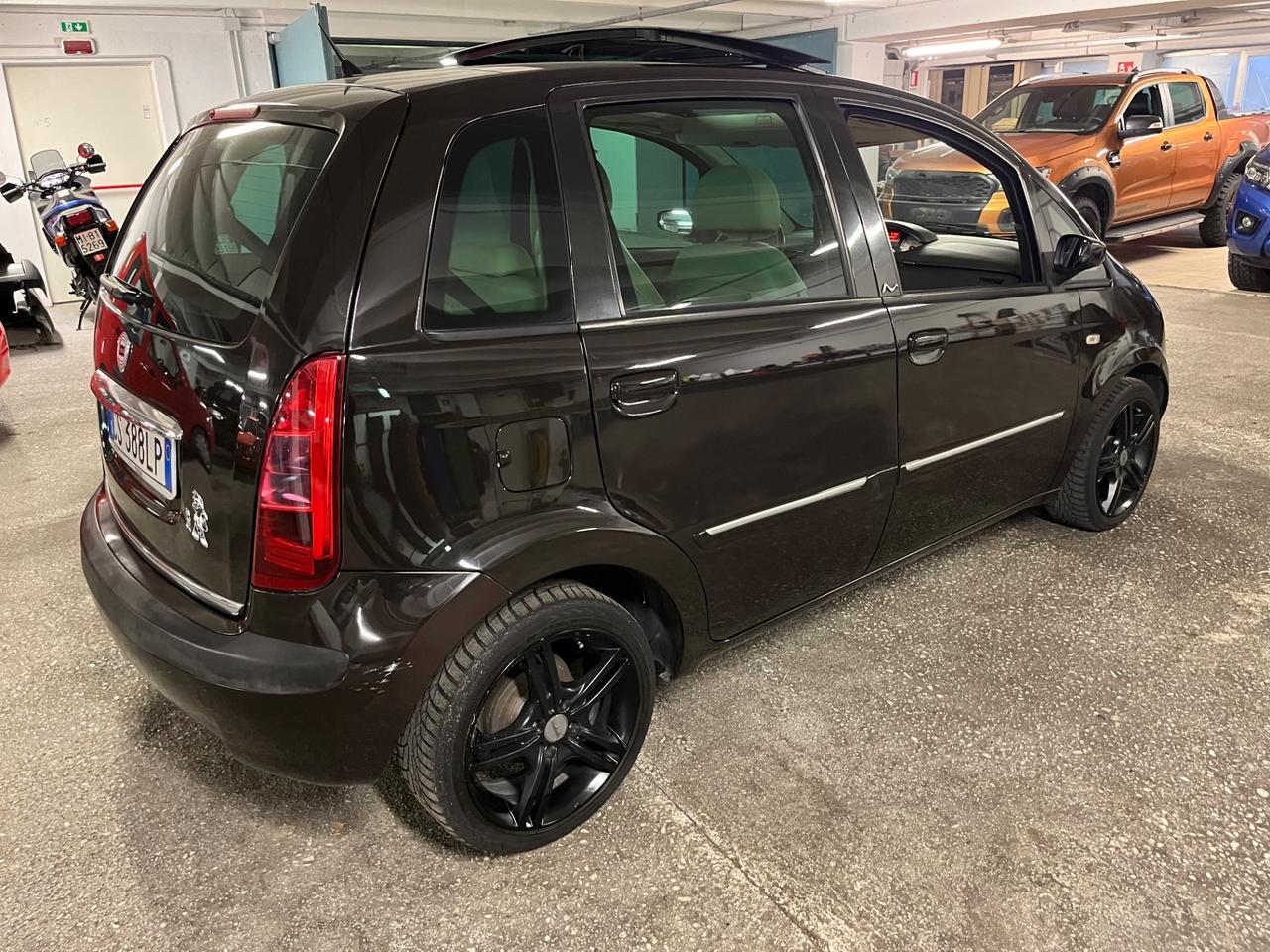 Lancia MUSA 1.4 16V Platino