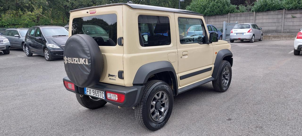 Suzuki Jimny 1.5 4AT Top