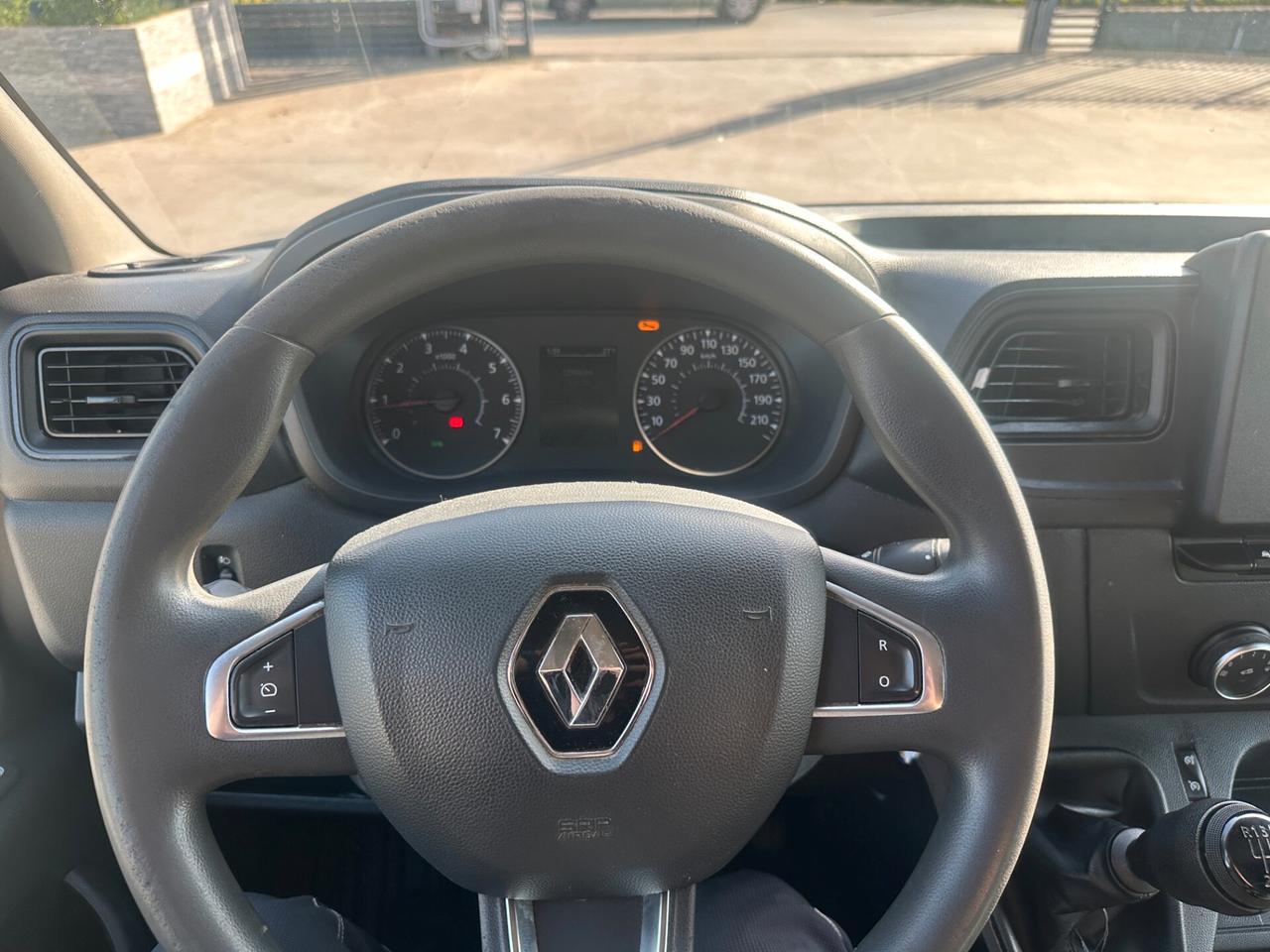 Renault Master 2.3 136 CV