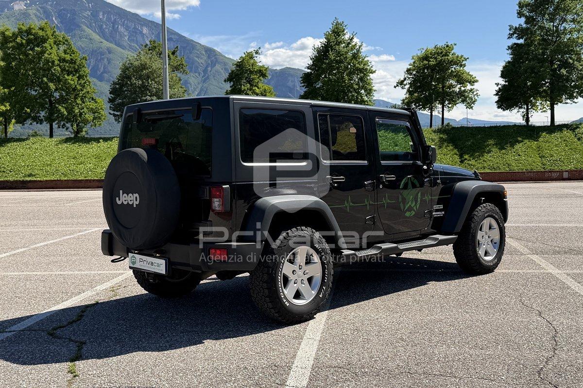 JEEP Wrangler Unlimited 2.8 CRD DPF Sahara
