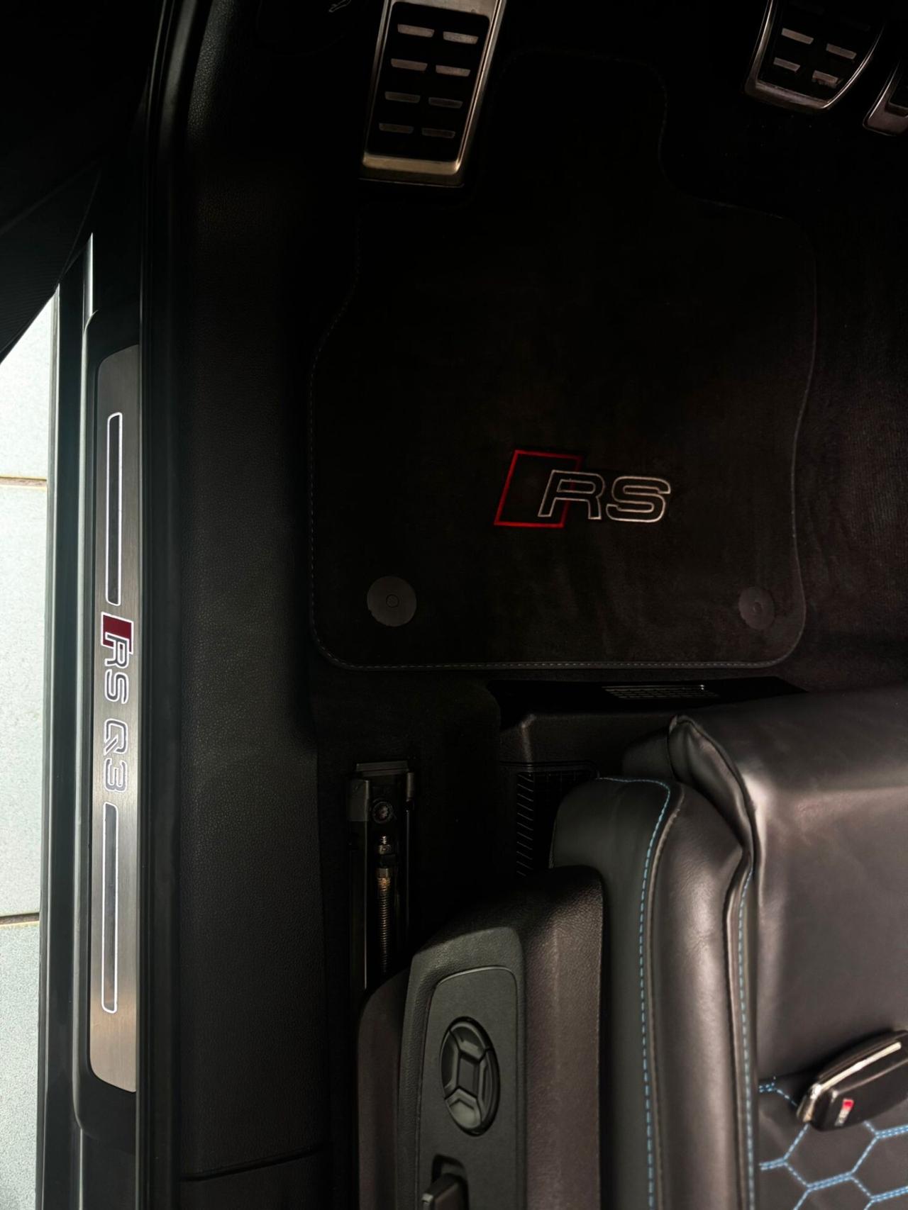 Audi Q3 RS SPB quattro S tronic Sline