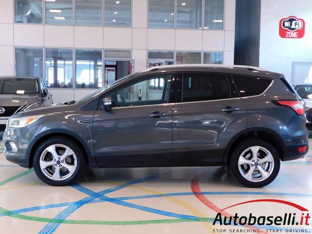 FORD Kuga 1.5TDCI 120CV POWERSHIFT TITANIUM - TITANIUM PACK