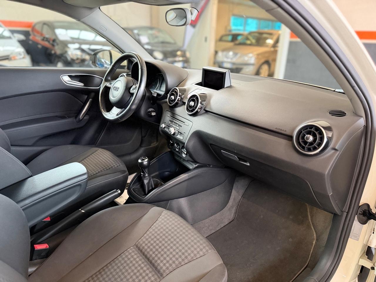 Audi A1 1.6 TDI 105 CV Ambition NEOPATENTATI