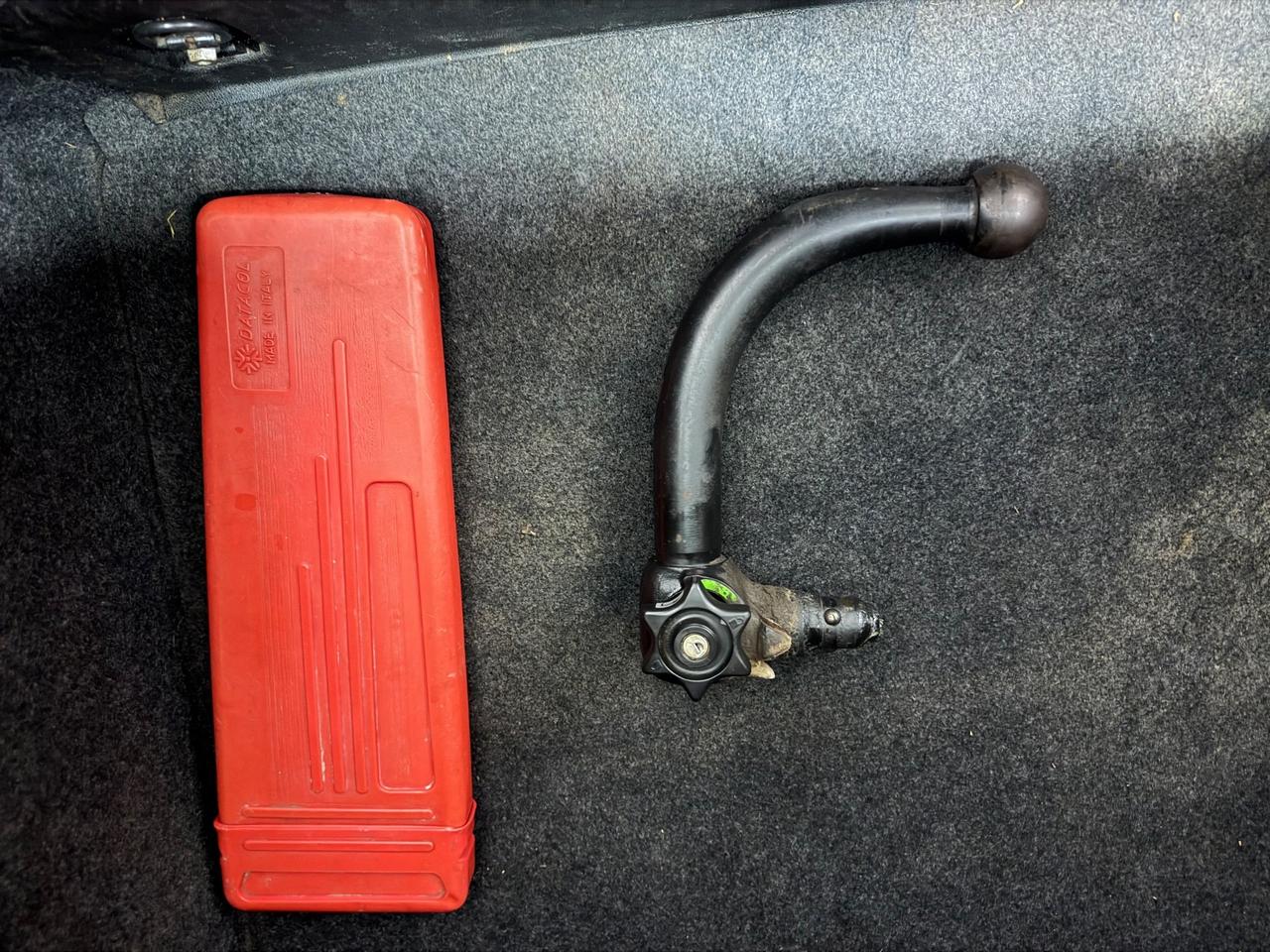 Renault Clio 1.2 16V 5 porte con gancio traino e carrello