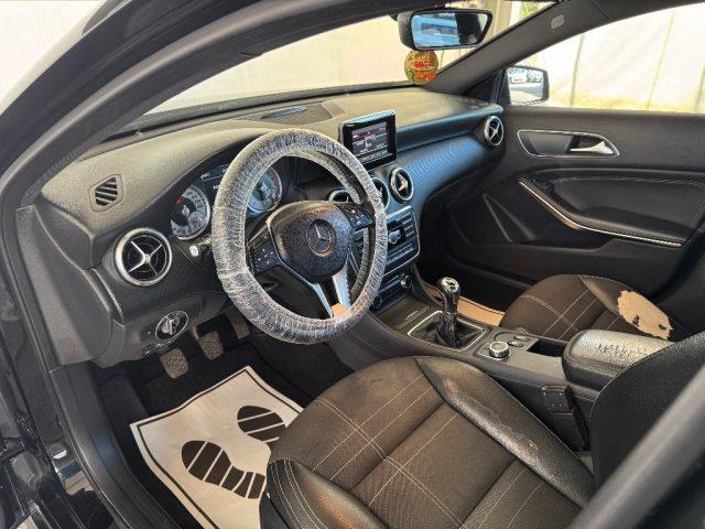 MERCEDES-BENZ A 180 CDI Premium