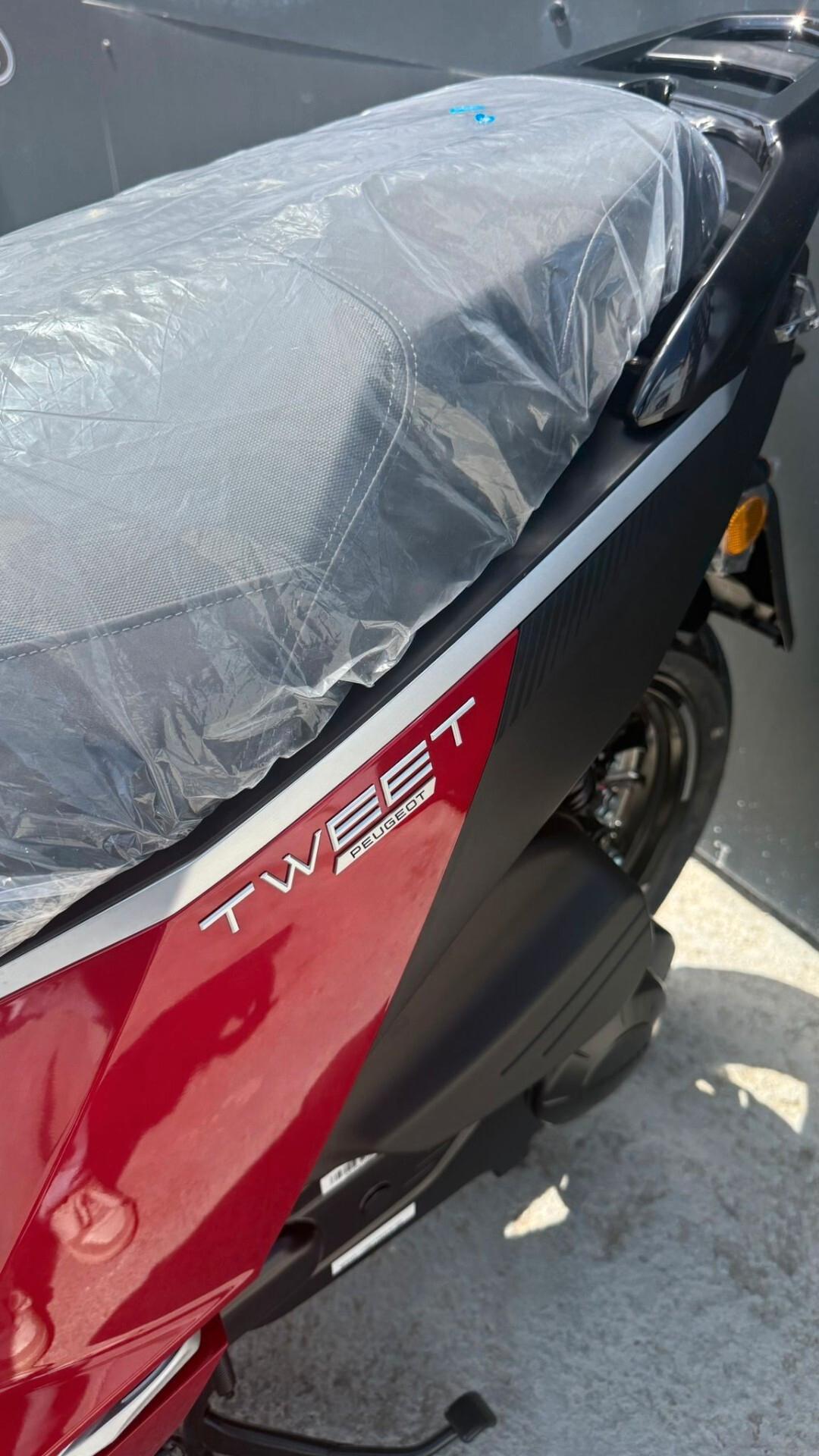 Peugeot Tweet 200 FL