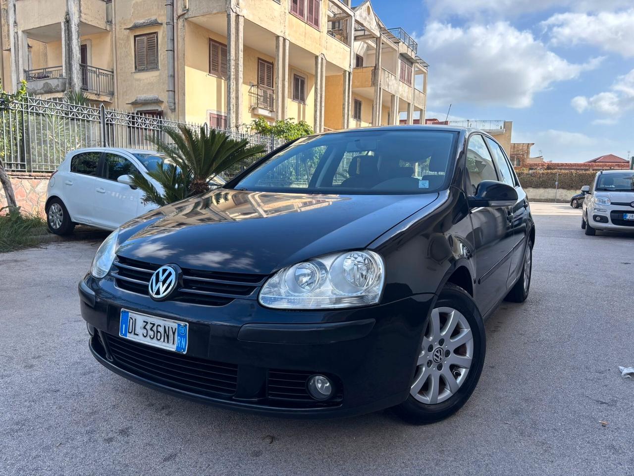 Volkswagen Golf 1.6 5p. Comfortline