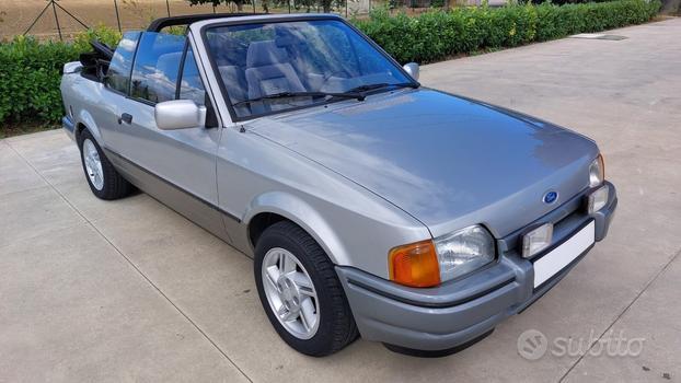 Ford XR3i Cabrio 1.6 Capote Nuova