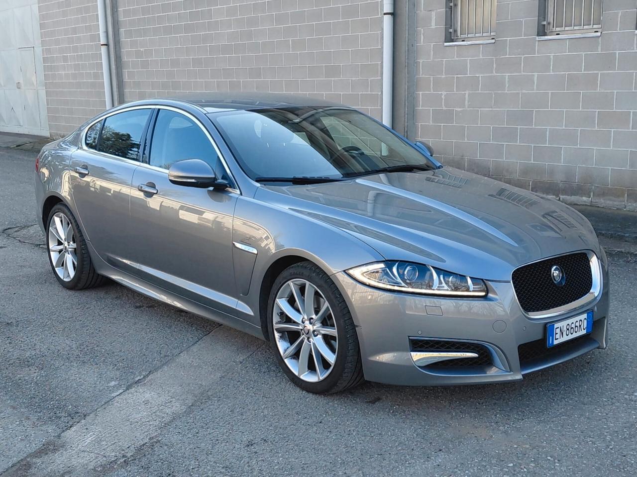 Jaguar XF 3.0d UNICO PROPRIETARIO - FULL SERVICE