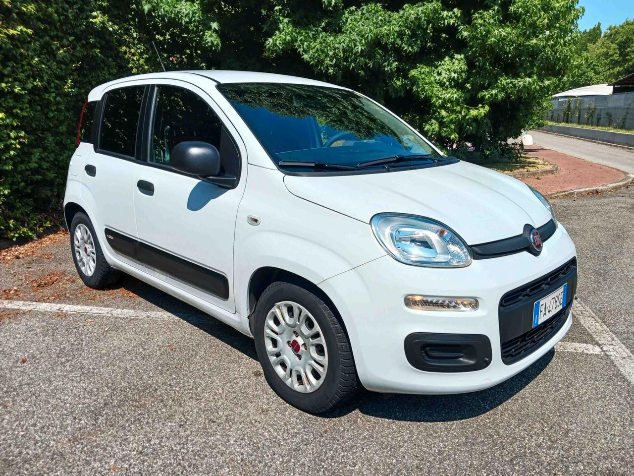 Fiat Panda 1.2 Lounge Euro 6 - PERFETTA