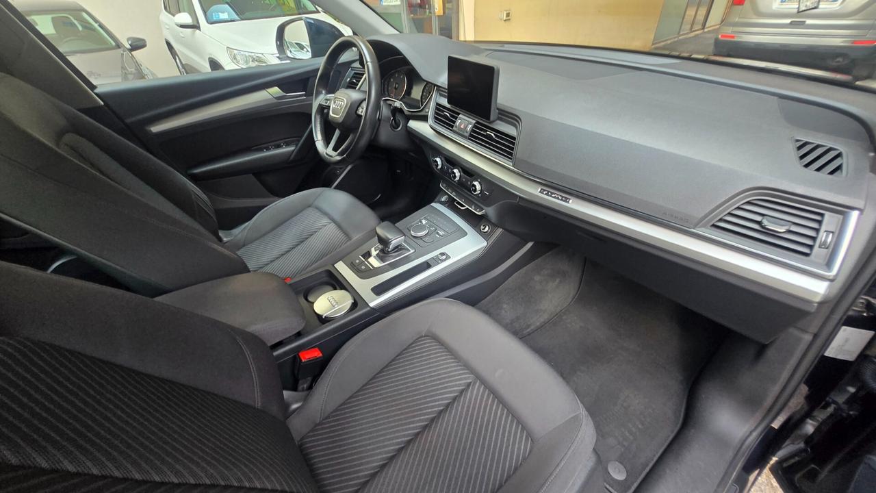 Audi Q5 35 TDI quattro S tronic Business