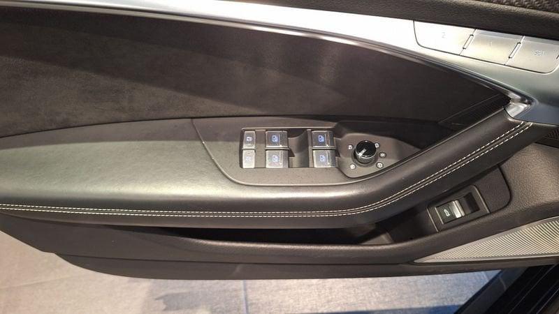 Audi A6 RS 6 Avant 4.0 TFSI V8 quattro tiptronic