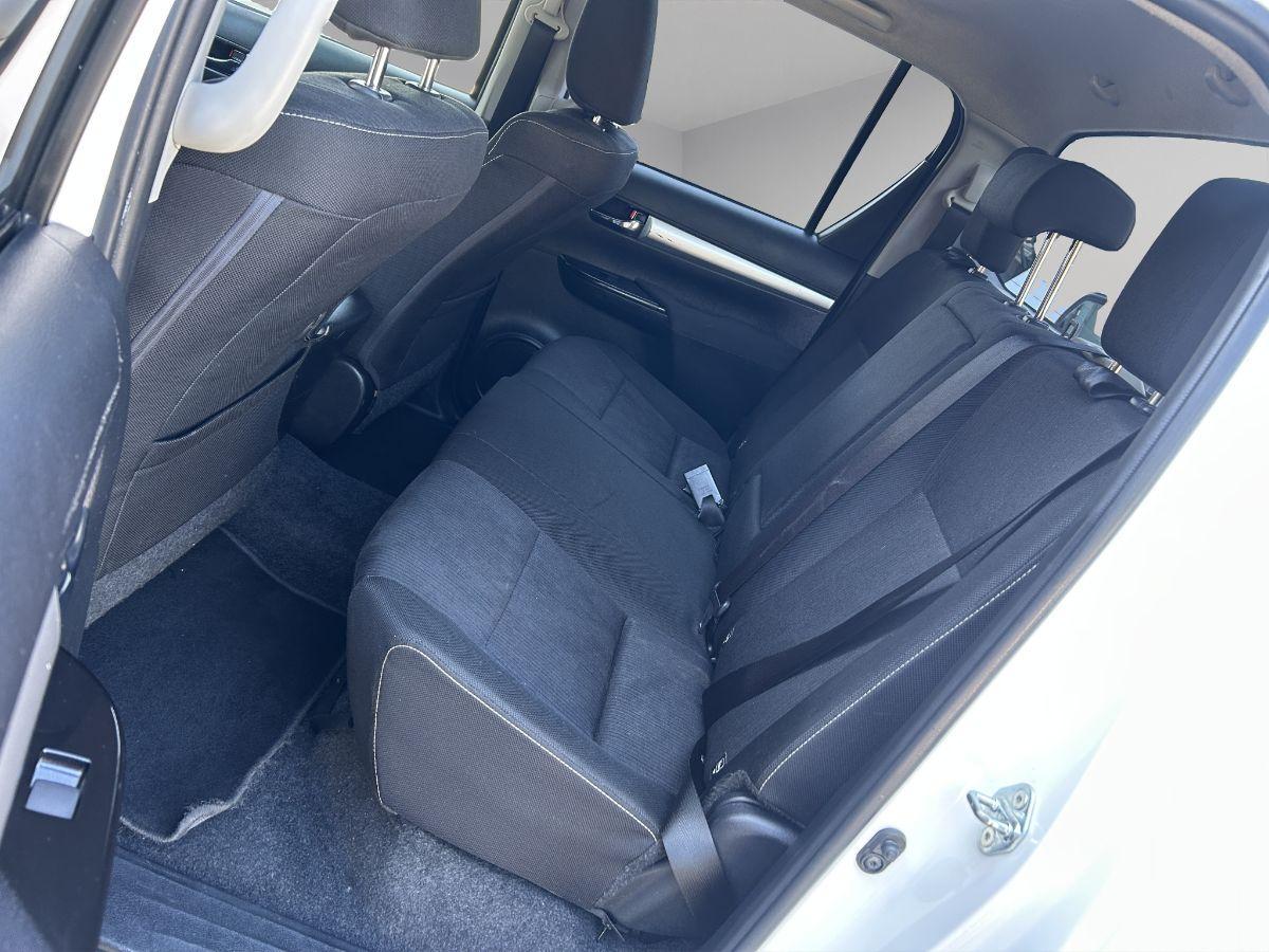 TOYOTA - Hilux 2.4 d-4d 4x4 EXECUTIVE TELECAMERA