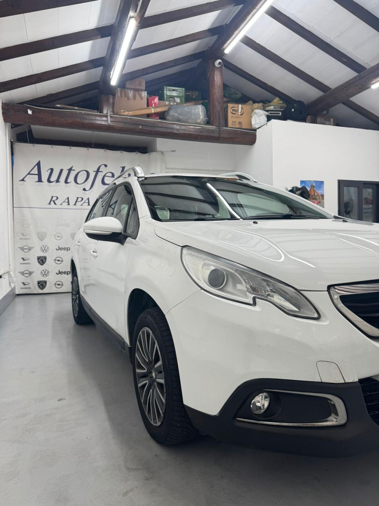 Peugeot 2008 1.6 e-HDi 92 CV Stop&Start Urban Cross