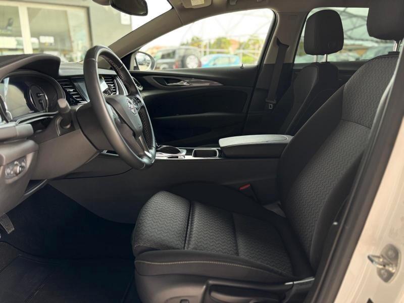 Opel Insignia 1.6 CDTI 136 S&S aut.Sports Tourer Business