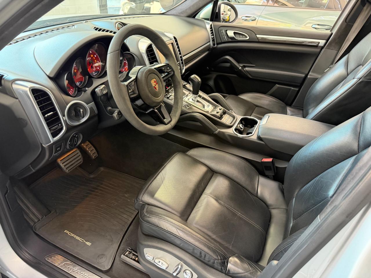 Porsche Cayenne 4.8 GTS