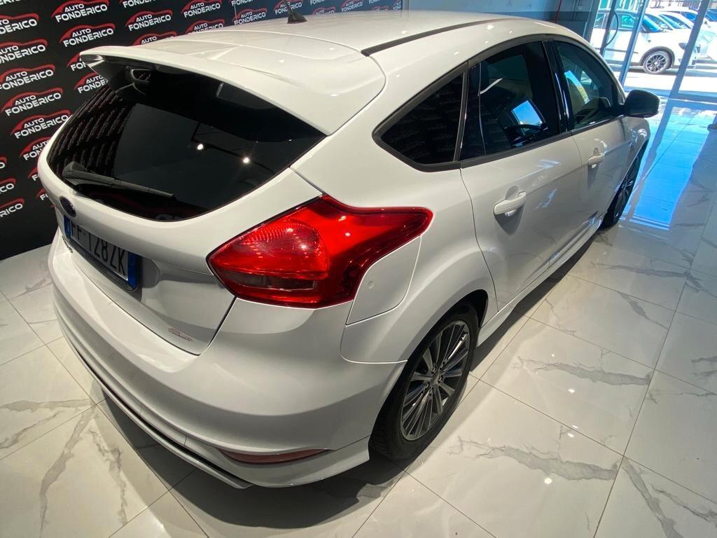 Ford Focus 1.5 Diesel ST-Line - 2016