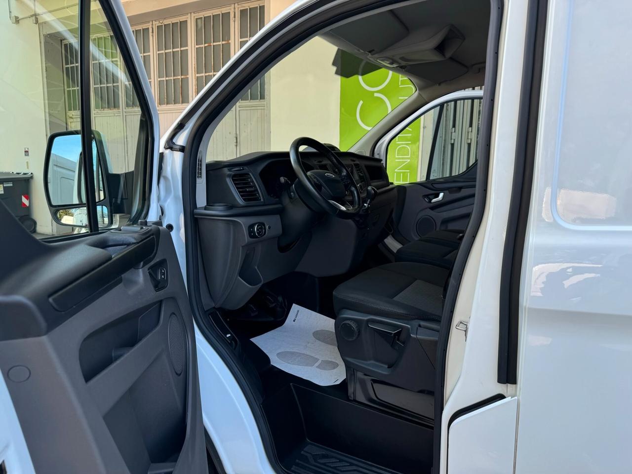 Ford Transit Custom 2.0 tdci 130CV TREND GARAN24ME