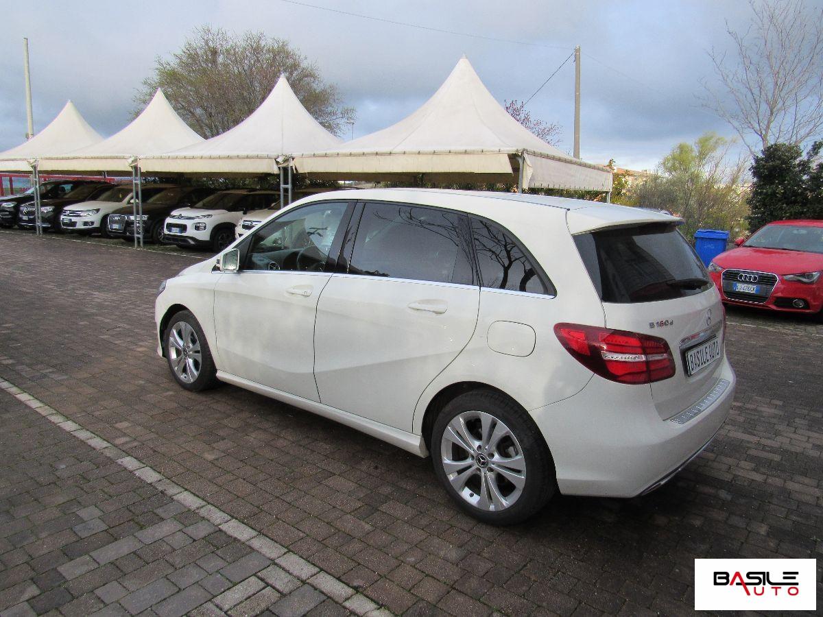MERCEDES - Classe B - B 180 d Automatic Premium