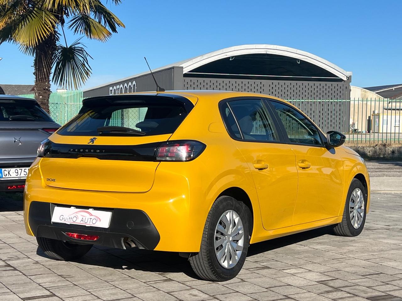 Peugeot 208 PureTech 75CV Active Neopatentati Finanziabile