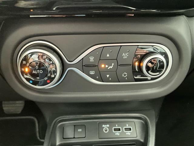 RENAULT Twingo 22kWh Urban Night